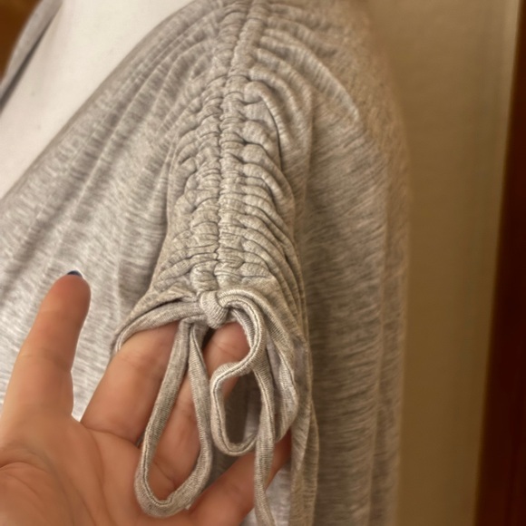 Express Light Lightweight Gray Scoop Neck Tank with Ruched Shoulder Tie - Picture 4 of 8